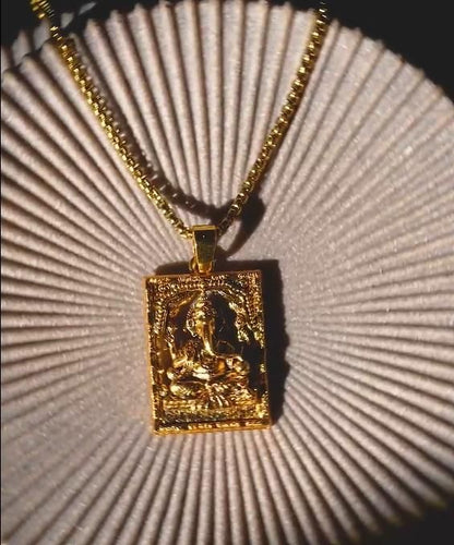 Lord Ganesha Pendant with Chain – Antique Gold Finish